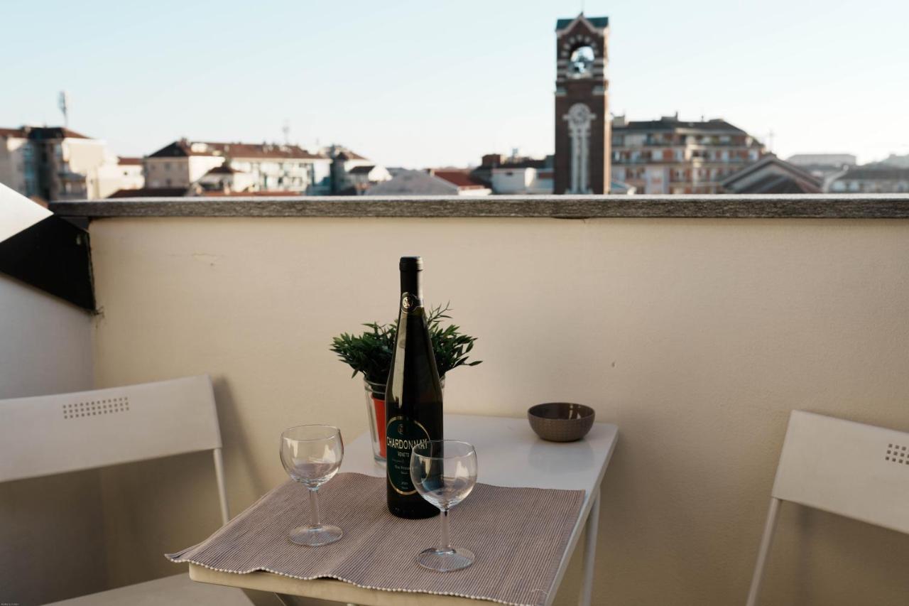 Apartamento Stagabin La Mansarda Panoramica Un Rifugio Di Eleganza E Tranquillita Turín Exterior foto